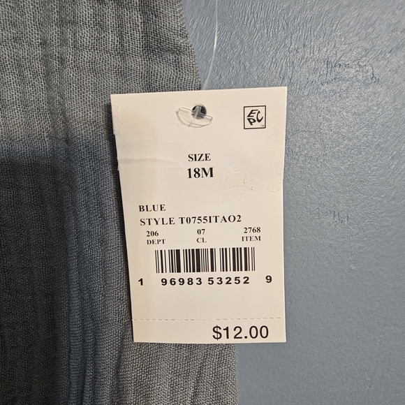 Grayson Collective Gray Sleeveless Baby Romper with Wooden Buttons - Picture 2 of 5